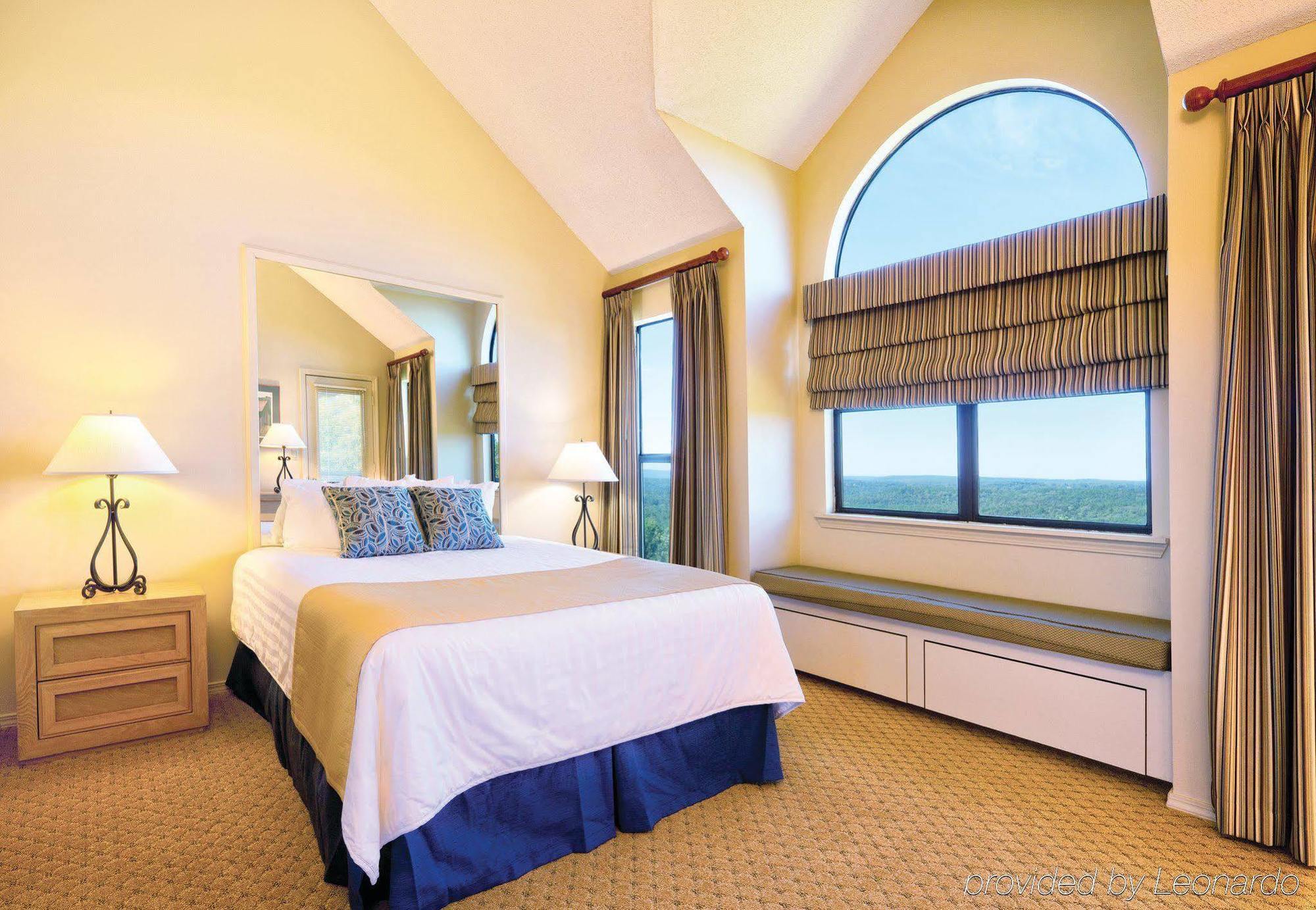 Club Wyndham Resort At Fairfield Bay Екстериор снимка